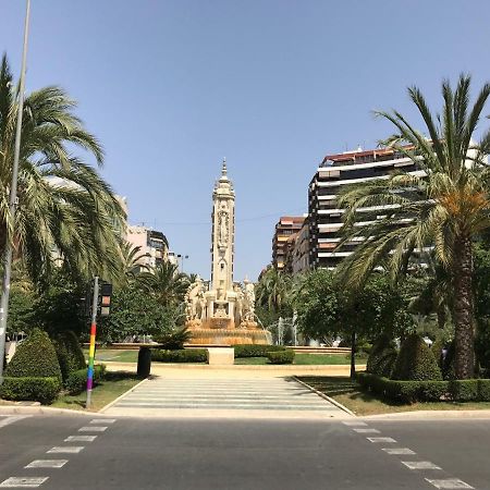 Ferienwohnung Im Zentrum Alicante Esterno foto