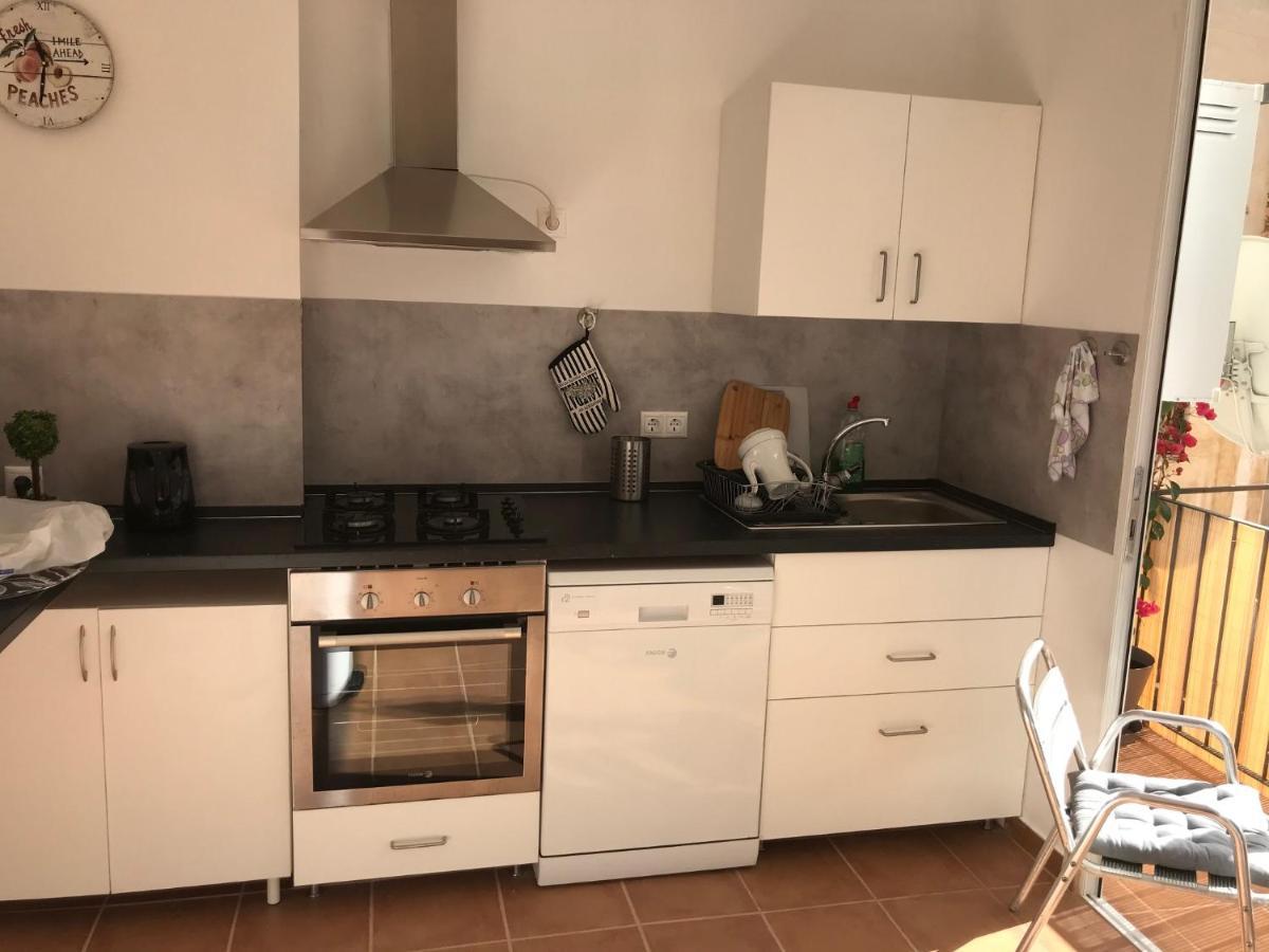 Ferienwohnung Im Zentrum Alicante Esterno foto