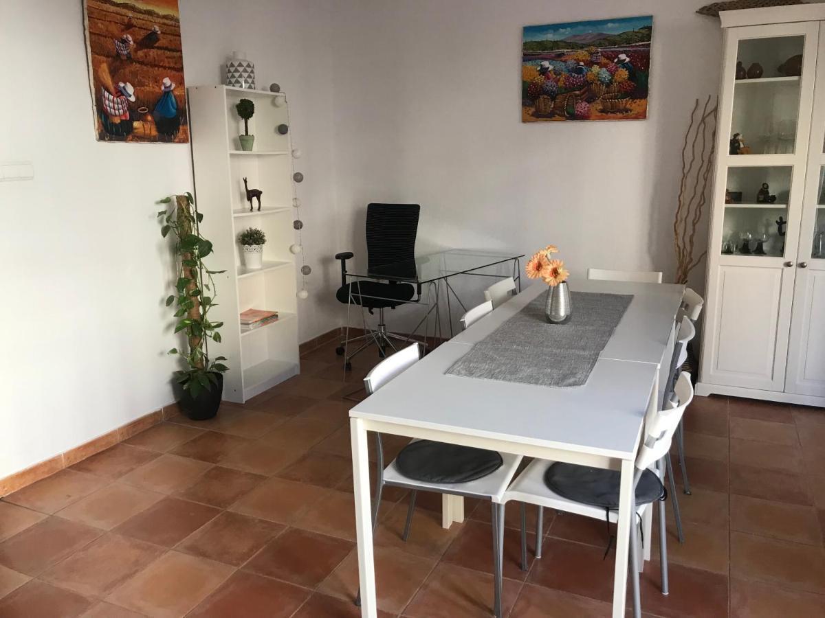 Ferienwohnung Im Zentrum Alicante Esterno foto